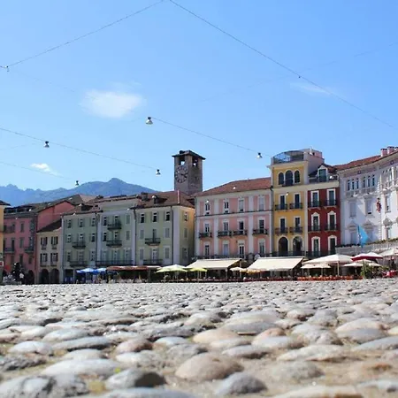 Sibylle By Fewotessin * ロカルノ