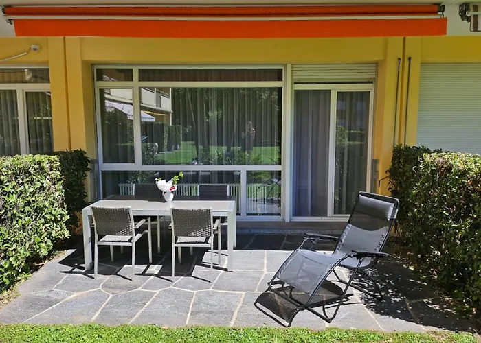 Sibylle By Fewotessin