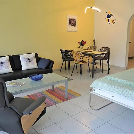 Sibylle By Fewotessin * Локарно